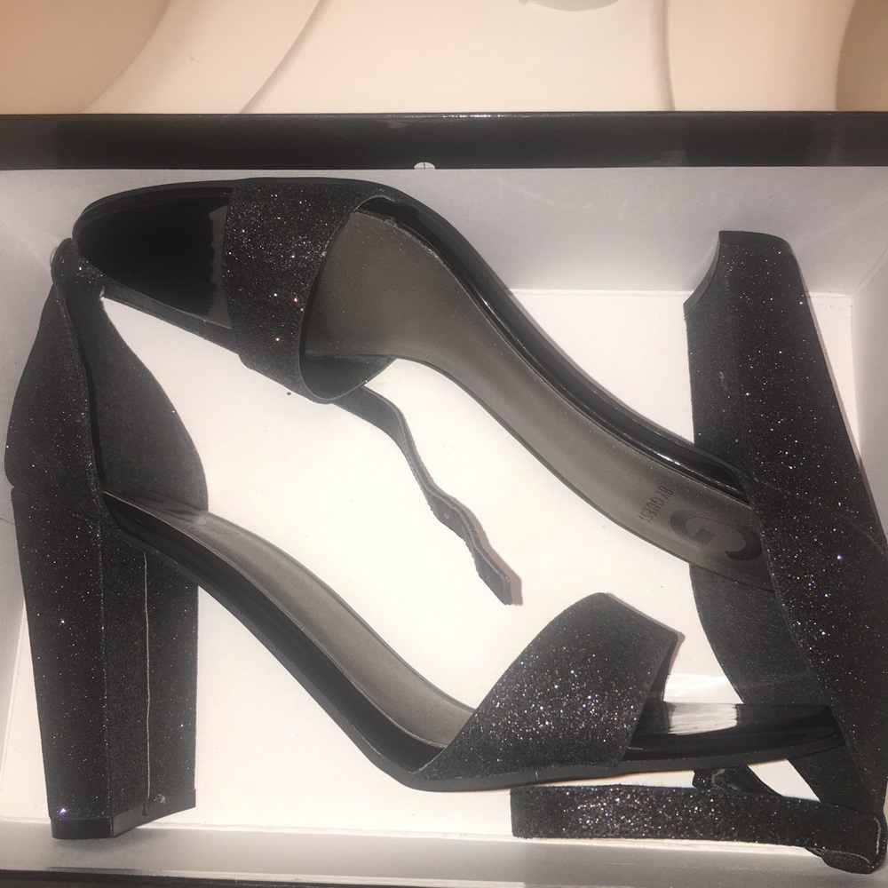 G by GUESS Black Heels